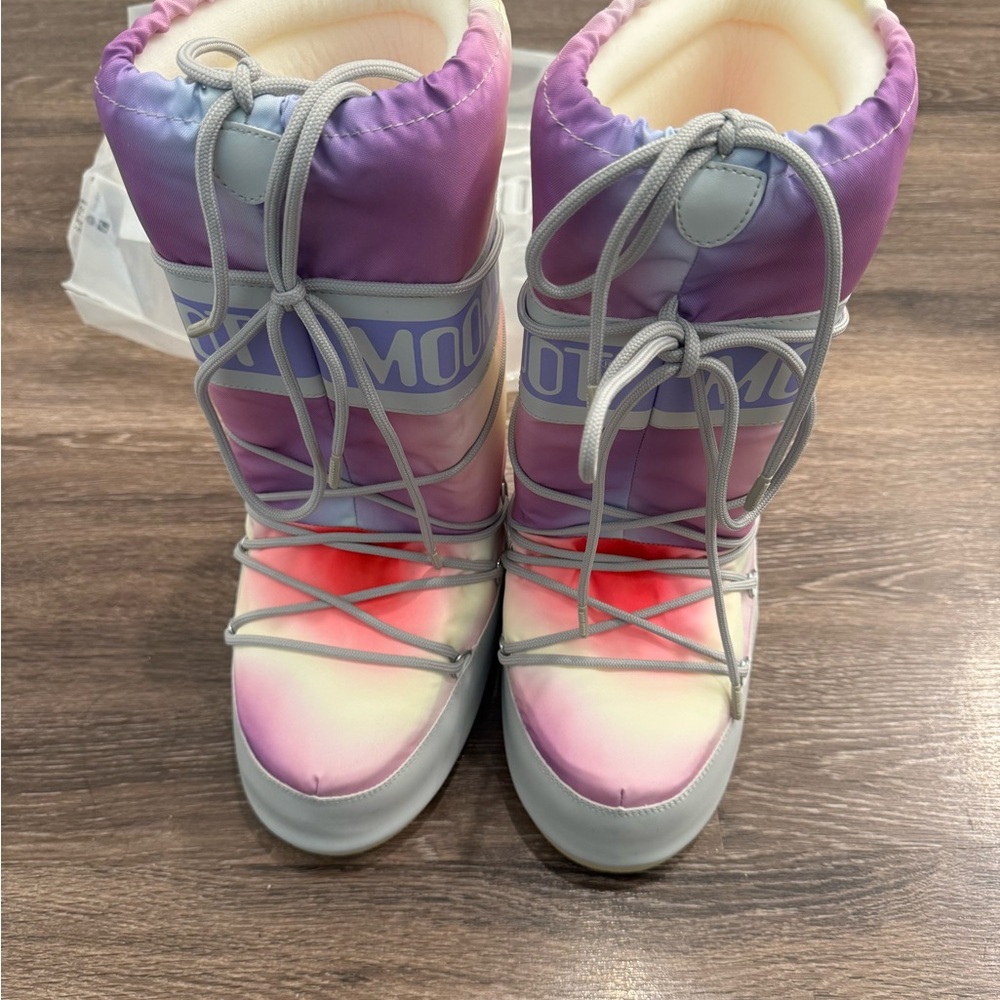 Moon Boot Women's Multicolor Winter Boots